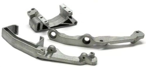 Montante Motor Revo 2.5 e 3.3 sem Parafusos TRAXXAS 5360